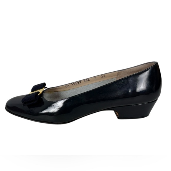 Salvatore Ferragamo Patent Leather Bow Pumps Blue Womens 8 AA 2A Casual Formal main image 9